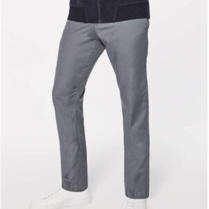 Lululemon Commission Pant Classic *Qwick Chino Foghorn